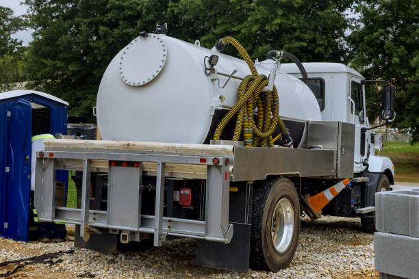 Portable Toilet Options We Offer in Armona, CA